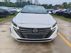 2022 Nissan Teana 2.0L XL-TLS, белый — фото 2