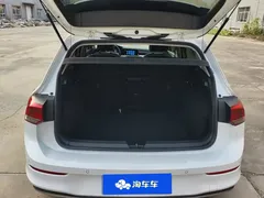 2021 Volkswagen Golf 280TSI DSG Pro, белый — фото 3