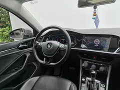 2022 Volkswagen Sagitar 280TSI DSG — фото 4