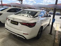 2021 Nissan Sylphy 1.6L XL CVT, белый — фото 3