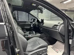 2021 Audi Q5L Sportback 40 TFSI, чёрный — фото 10