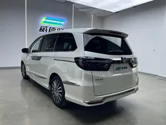 2022 Honda Elysion 2.0L e:HEV, белый — фото 3