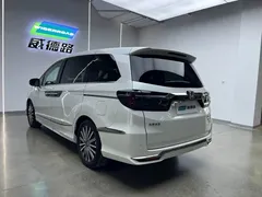 2022 Honda Elysion 2.0L e:HEV, белый — фото 8