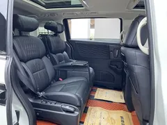 2022 Honda Elysion 2.0L e:HEV, белый — фото 16