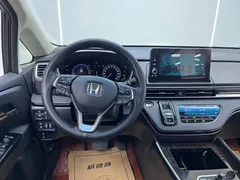 2022 Honda Elysion 2.0L e:HEV, белый — фото 26
