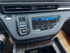 2022 Honda Elysion 2.0L e:HEV, белый — фото 29