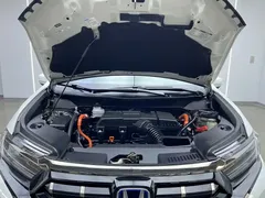 2022 Honda Elysion 2.0L e:HEV, белый — фото 30