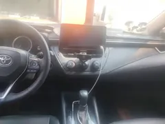 2022 Toyota Corolla 1.2T S-CVT PLUS, белый — фото 13