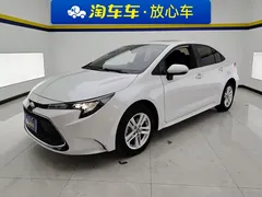 2021 Toyota Levin 185T CVT Luxury, белый — фото 1
