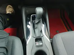 2021 Toyota Levin 185T CVT Luxury, белый — фото 16