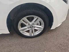 2022 Toyota Levin 185T CVT Luxury, белый — фото 24
