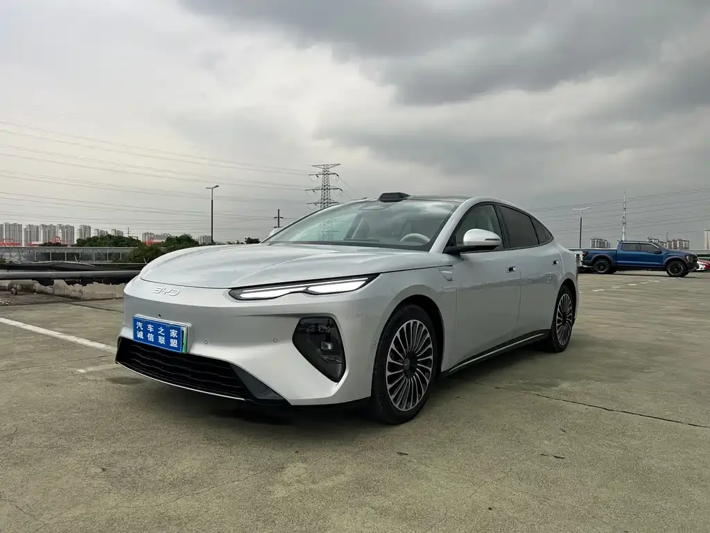 2026 BYD Seal 08 EV 775km Premium
