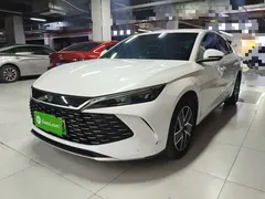 2024 BYD Qin L DM-i 120KM, белый — фото 2