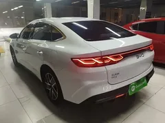 2024 BYD Qin L DM-i 120KM, белый — фото 5