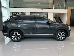 2023 Volkswagen Tayron 280TSI 2WD Luxury Plus Advanced, чёрный — фото 4