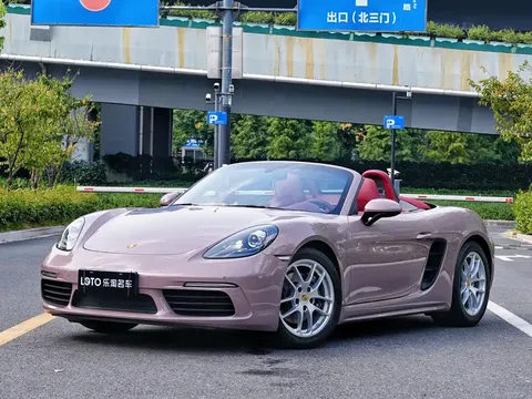2022 Porsche 718 Boxster 2.0T