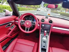 2022 Porsche 718 Boxster 2.0T — фото 10