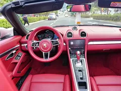 2022 Porsche 718 Boxster 2.0T — фото 11