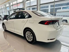 2022 Toyota Corolla TNGA 1.5L CVT, белый — фото 5