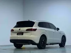 2022 Volkswagen Touareg 2.0TSI, белый — фото 18