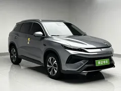 2025 BYD Song Pro DM-i 75KM — фото 3
