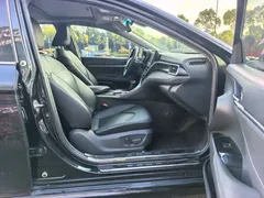 2021 Toyota Camry 2.5S Fashion, чёрный — фото 11