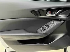 2021 Mazda CX-4 2.0L AT 2WD, белый — фото 8
