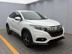 2020 Honda Vezel 1.5L CVT Pioneer, белый — фото 3