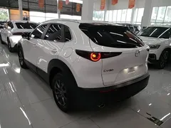 2022 Mazda CX-30 2.0L, белый — фото 5