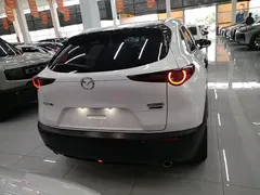 2022 Mazda CX-30 2.0L, белый — фото 6