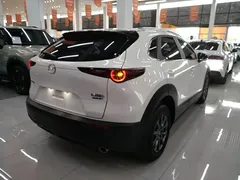 2022 Mazda CX-30 2.0L, белый — фото 7