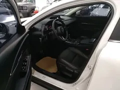 2022 Mazda CX-30 2.0L, белый — фото 16