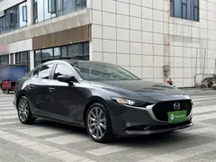 2022 Mazda 3 2.0L AT — фото 4