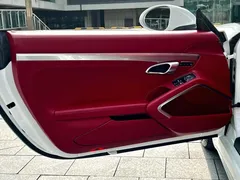 2020 Porsche 718 Boxster 2.0T, белый — фото 5