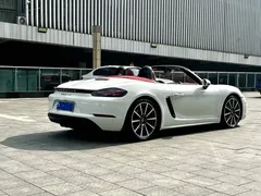 2020 Porsche 718 Boxster 2.0T, белый — фото 10