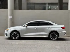 2023 Audi A3 A3L Limousine 35 TFSI, белый — фото 3