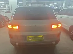 2023 Geely ICON 1.5TD, зелёный — фото 6