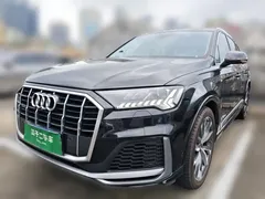 2021 Audi Q7 55 TFSI quattro S line Sport, чёрный — фото 1