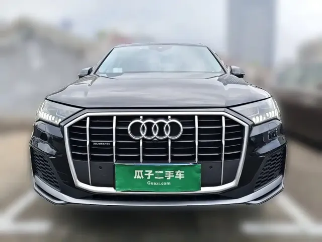 2021 Audi Q7 55 TFSI quattro S line Sport