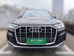 2021 Audi Q7 55 TFSI quattro S line Sport, чёрный — фото 2