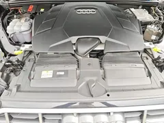 2021 Audi Q7 55 TFSI quattro S line Sport, чёрный — фото 21