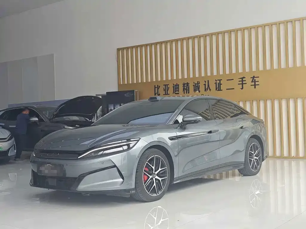 2025 BYD Han L DM-p