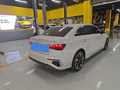 2023 Audi A3 A3L Limousine 35 TFSI, белый — фото 3