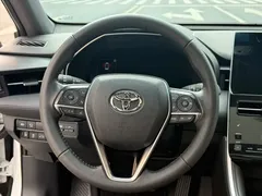 2022 Toyota Avalon 2.5L XLE, белый — фото 12