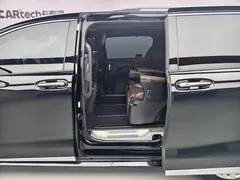 2021 Toyota Sienna 2.5L Hybrid Platinum, чёрный — фото 17