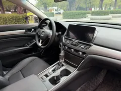 2022 Honda Accord 260TURBO Luxury — фото 8