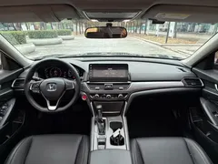 2022 Honda Accord 260TURBO Luxury — фото 16