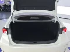 2021 Toyota Corolla 1.8L E-CVT, белый — фото 4