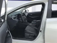 2021 Toyota Corolla 1.8L E-CVT, белый — фото 9