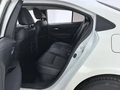 2021 Toyota Corolla 1.8L E-CVT, белый — фото 11